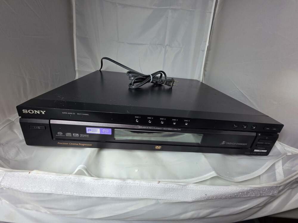 Sony DVP-NC875V 5-Disc DVD/CD Changer with SACD